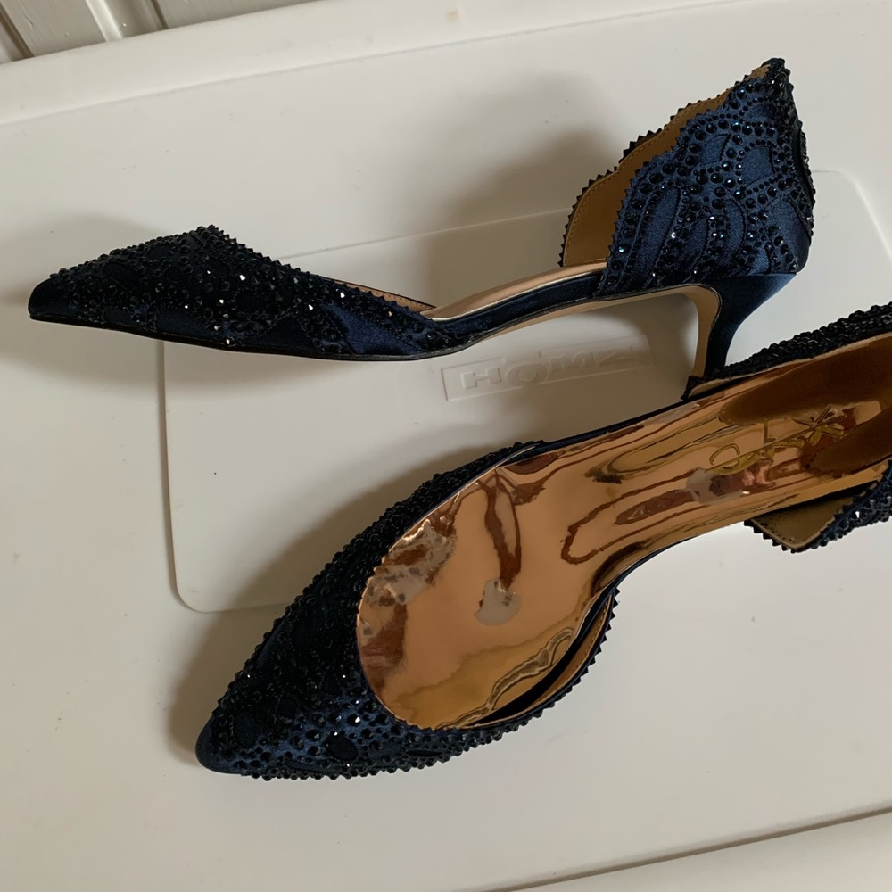 New formal navy blue kitten heels 9.5